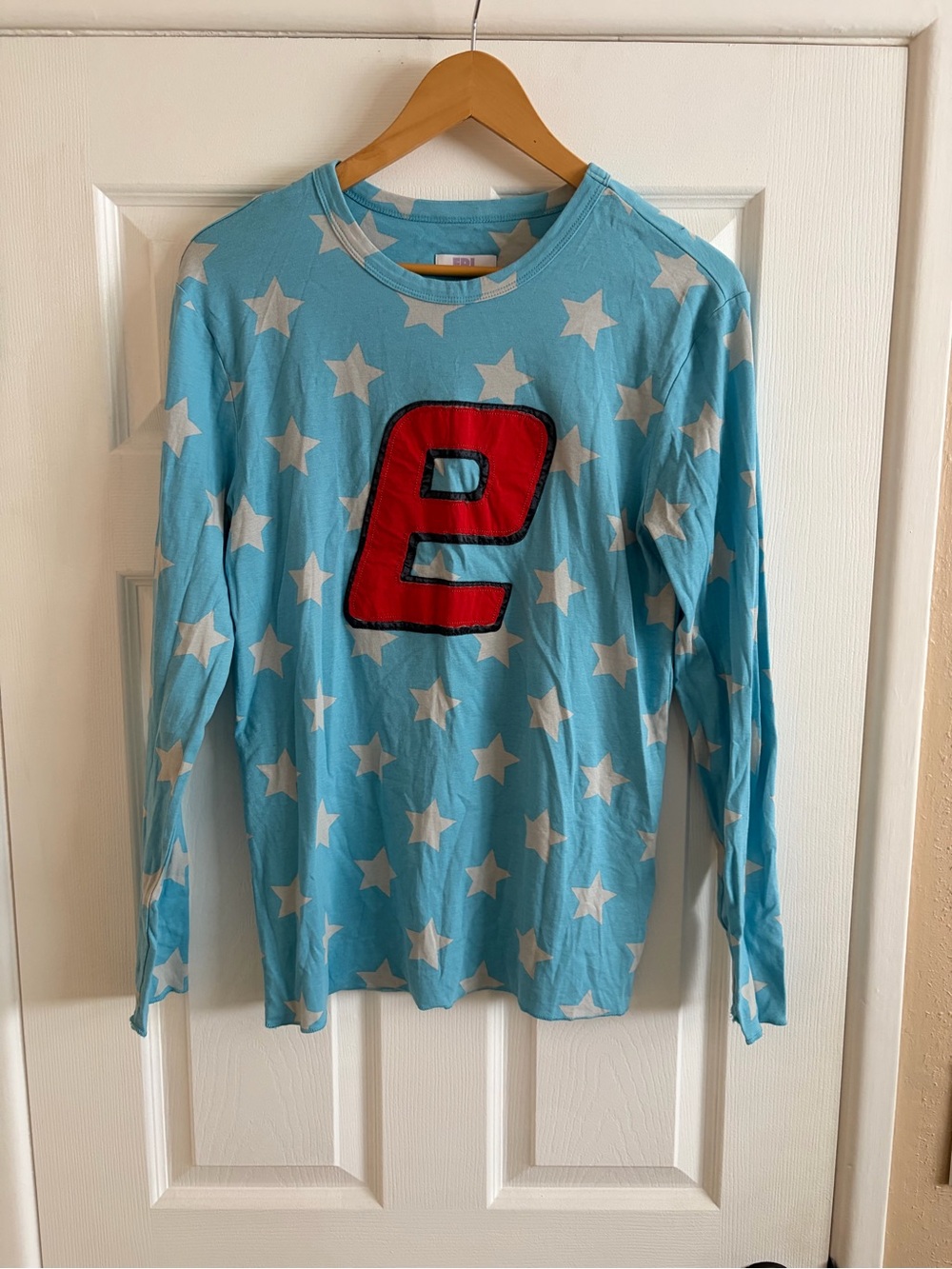 ERL unisex Light Blue Star Print Long Sleeve Top with Red Patch - L